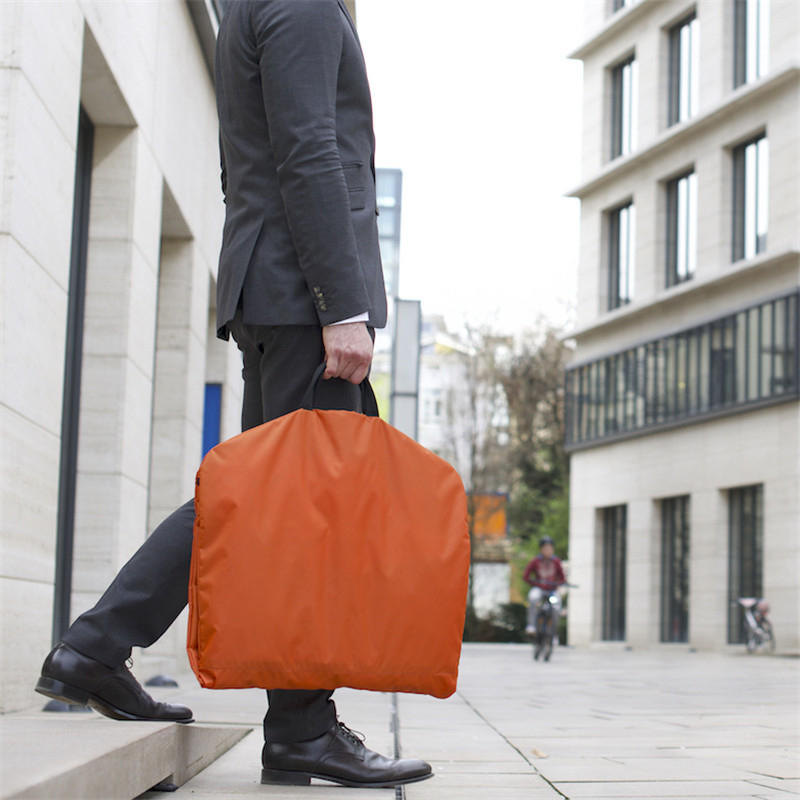 2 in 1 chiusura lampo di Carry On Mens Suit Hanger della borsa di Duffle dell'indumento intasca 1.1LBS