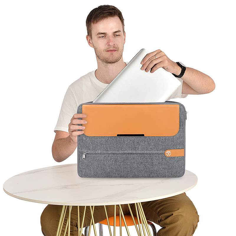 Il computer portatile su ordinazione a 15,6 pollici di affari della manica del computer insacca la copertura di cuoio della borsa del computer portatile delle signore